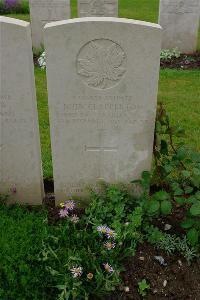 Etaples Military Cemetery - Clapperton, John